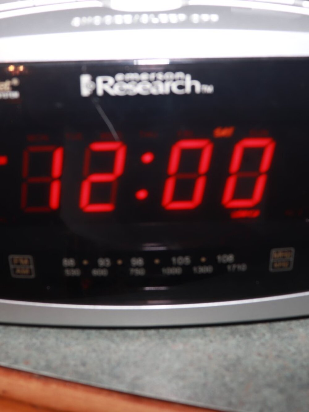 Vintage Emerson Research Dual Alarm Clock Radio SmartSet Model CKS5055S